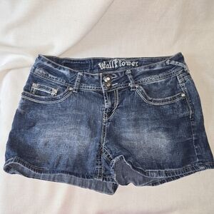 Wallflower Women's Dark Blue Jean Shorts Bling Embroidery Casual Sz. 11 Juniors